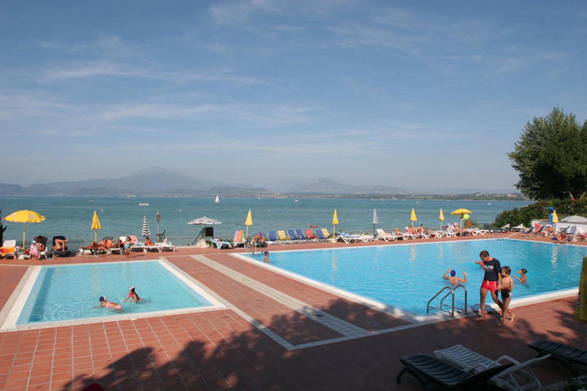Camping Wien Peschiera del Garda Luaran gambar